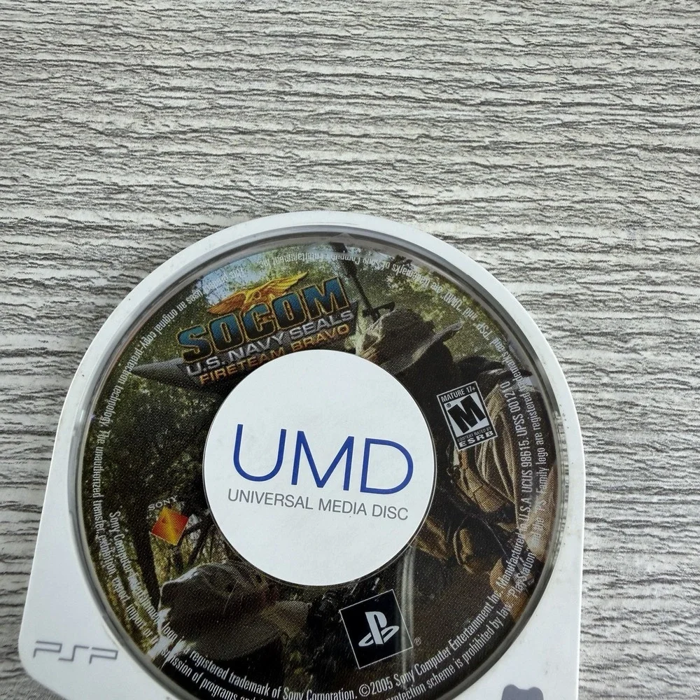 SOCOM US Navy Seals Fireteam Bravo Sony PSP 2005 Video Game